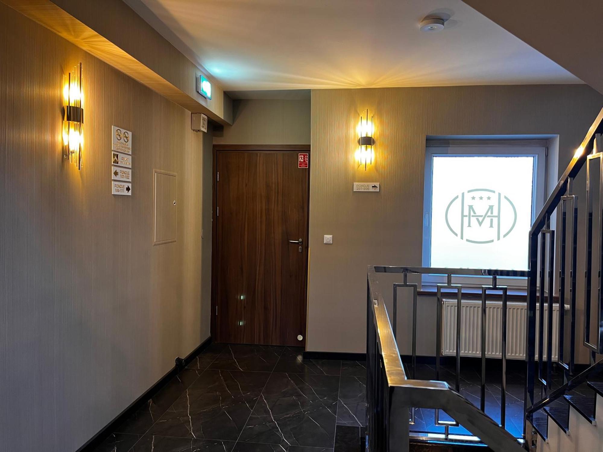 Hotel Marta Oława Εξωτερικό φωτογραφία
