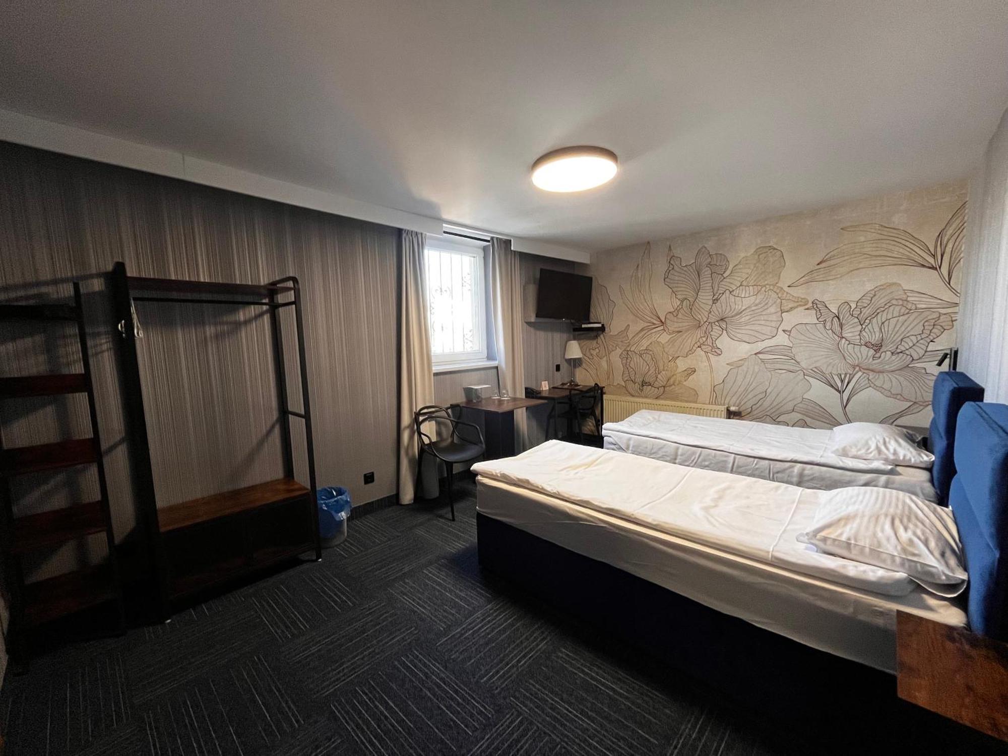 Hotel Marta Oława Εξωτερικό φωτογραφία