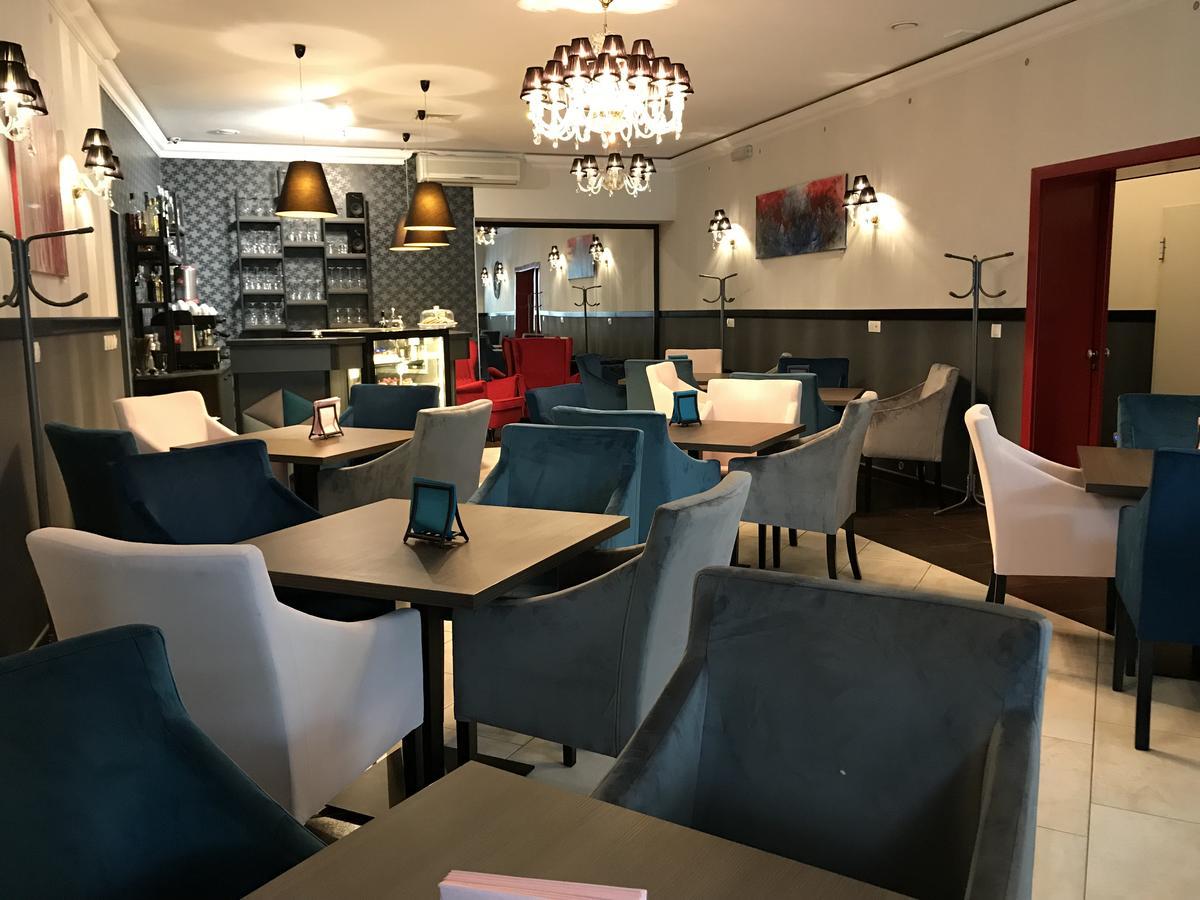 Hotel Marta Oława Εξωτερικό φωτογραφία