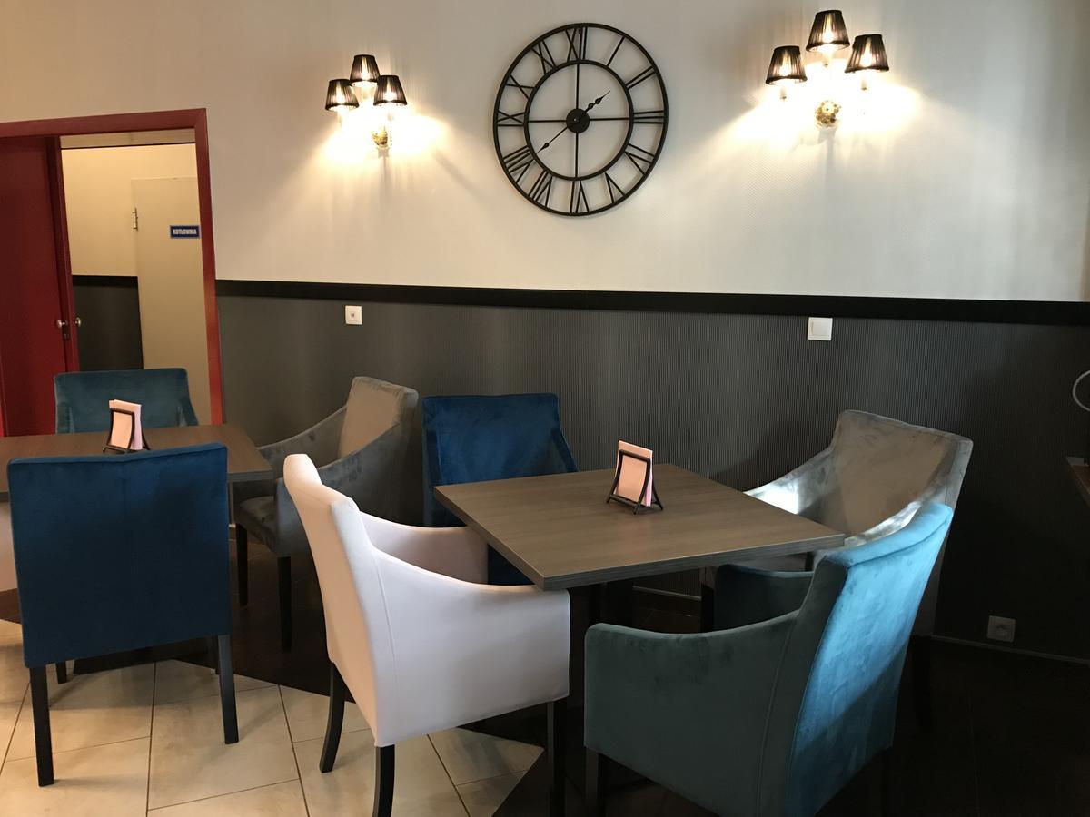 Hotel Marta Oława Εξωτερικό φωτογραφία
